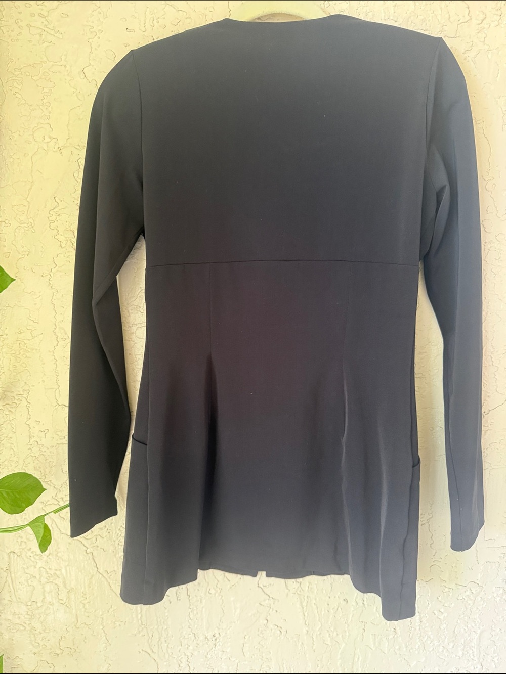 Black Zip-Front Long Sleeve Jacket - Picture 5 of 11